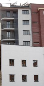 Fachada trasera y bajos.JPG